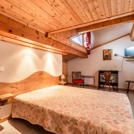 Spacieux Aux Gets Avec Wi-fi Et Garage - Fr-1-671-68 Apartment Les Gets